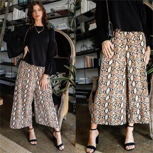MODERN GIRLS Snake Print Wide Legged Pants